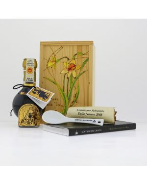 Traditional Balsamic Vinegar the Fabulous! GRAND MOTHER 2005 Collection  Hand-PAINTED Wooden Box